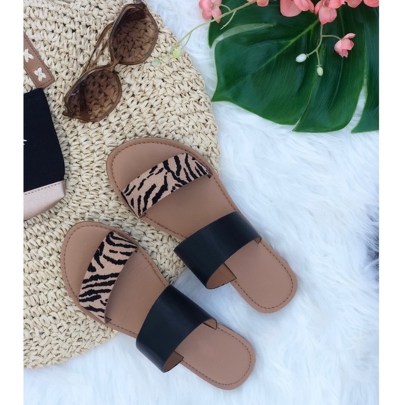 Animal Print Sandals - Picture 2 of 7